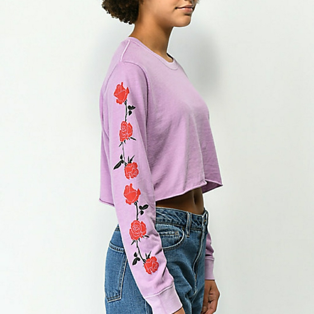 BNWT Zumiez Desert Dreamer Lavendar Roses Crop Top